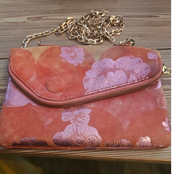 HOBO Handbags - HOBO Daria Convertible Crossbody bag Removable shoulder strap